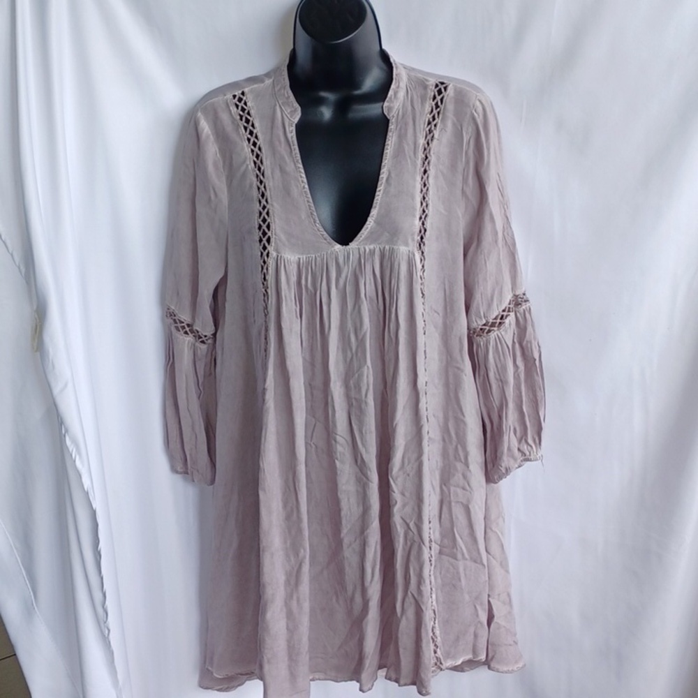 Oddy heathered Grey crocheted lace insert boho dress size M, 22" PTP, 31" L